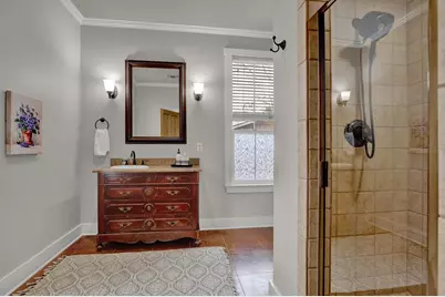 709 W Travis St, Fredericksburg, TX 78624 - Photo 17