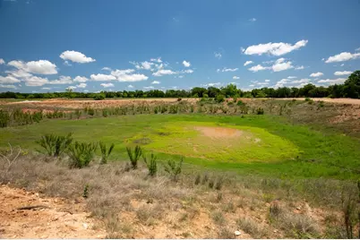9 Baj Ln, Fredericksburg, TX 78624 - Photo 5