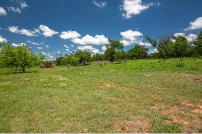 10 Baj Ln, Fredericksburg, TX 78624 - Photo 9