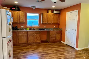 306 W Park St, Fredericksburg, TX 78624 - Photo 5