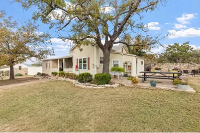 1447 Royal Oaks Loop, Fredericksburg, TX 78624 - Photo 7