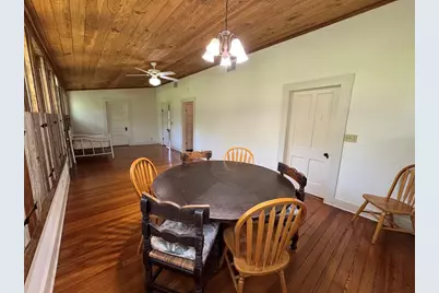 509 W Creek St, Fredericksburg, TX 78624 - Photo 23