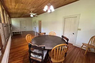 509 W Creek St, Fredericksburg, TX 78624 - Photo 23
