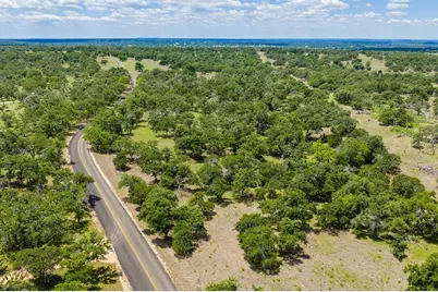 2100 Grape Creek Rd, Fredericksburg, TX 78624 - Photo 3