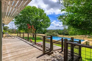 1556 Pfiester Rd, Fredericksburg, TX 78624 - Photo 23