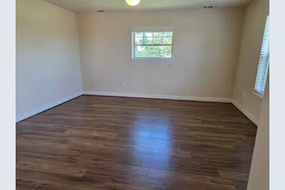 1004 E Hill St #B, Fredericksburg, TX 78624 - Photo 5