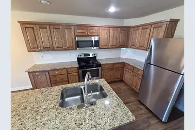 1004 E Hill St #B, Fredericksburg, TX 78624 - Photo 7