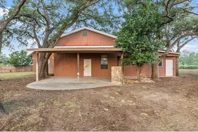 604 N Cherry St, Fredericksburg, TX 78624 - Photo 11