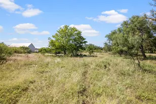 604 N Cherry St, Fredericksburg, TX 78624 - Photo 5
