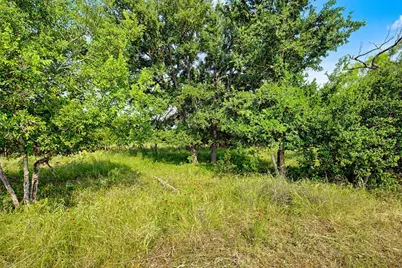 179 Woodland Dr, Fredericksburg, TX 78624 - Photo 5