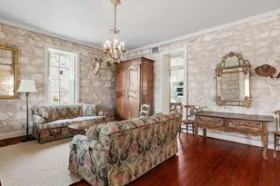 209 W San Antonio St, Fredericksburg, TX 78624 - Photo 9
