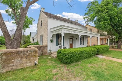209 W San Antonio St, Fredericksburg, TX 78624 - Photo 1