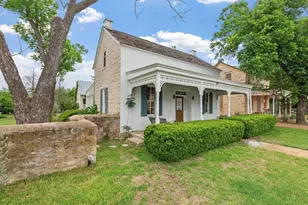209 W San Antonio St, Fredericksburg, TX 78624 - Photo 1