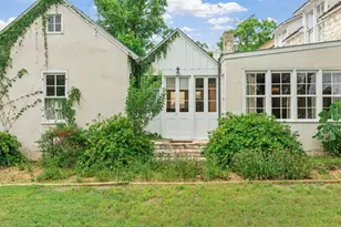 209 W San Antonio St, Fredericksburg, TX 78624 - Photo 25