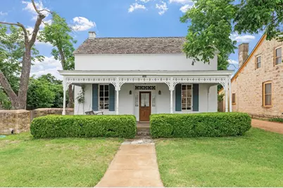 209 W San Antonio St, Fredericksburg, TX 78624 - Photo 1