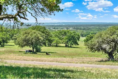 6334 E Ranch Rd 1631, Fredericksburg, TX 78624 - Photo 1