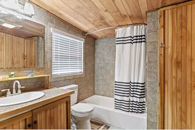607 Franklin, Fredericksburg, TX 78624 - Photo 35