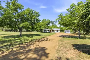 125 W Lower Crabapple Rd, Fredericksburg, TX 78624 - Photo 3