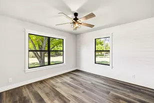 125 W Lower Crabapple Rd, Fredericksburg, TX 78624 - Photo 11