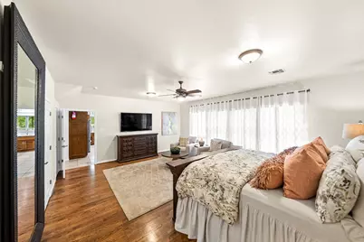306 S Acorn St, Fredericksburg, TX 78624 - Photo 19