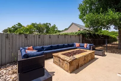 306 S Acorn St, Fredericksburg, TX 78624 - Photo 53