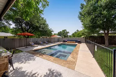 306 S Acorn St, Fredericksburg, TX 78624 - Photo 51