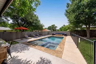 306 S Acorn St, Fredericksburg, TX 78624 - Photo 51