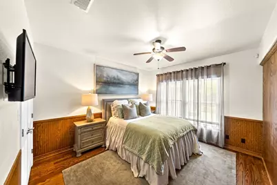 306 S Acorn St, Fredericksburg, TX 78624 - Photo 23