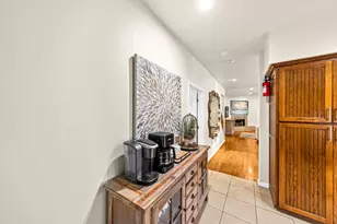 306 S Acorn St, Fredericksburg, TX 78624 - Photo 17