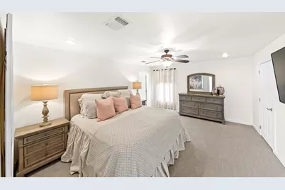 306 S Acorn St, Fredericksburg, TX 78624 - Photo 33