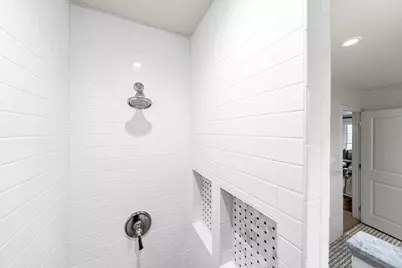 306 S Acorn St, Fredericksburg, TX 78624 - Photo 47