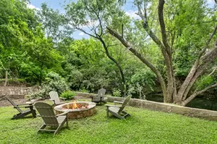406 W Schubert St, Fredericksburg, TX 78624 - Photo 3