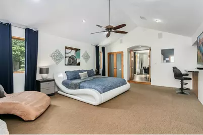 406 W Schubert St, Fredericksburg, TX 78624 - Photo 11