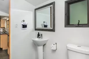 406 W Schubert St, Fredericksburg, TX 78624 - Photo 15