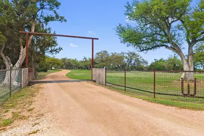 7503 E US Hwy 290, Johnson City, TX 78636 - Photo 1