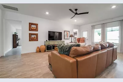 717 Tranquility Ln, Fredericksburg, TX 78624 - Photo 11