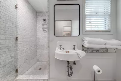 203 W Travis St, Fredericksburg, TX 78624 - Photo 13