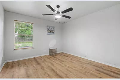 202 Bluebonnet, Fredericksburg, TX 78624 - Photo 17