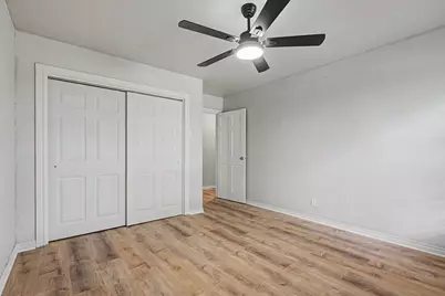 202 Bluebonnet, Fredericksburg, TX 78624 - Photo 17