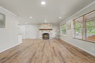 202 Bluebonnet, Fredericksburg, TX 78624 - Photo 23