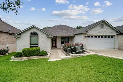 218 E Creekview Dr, Fredericksburg, TX 78624 - Photo 23