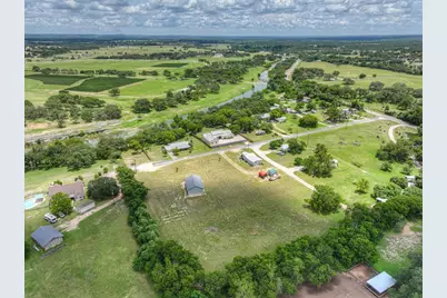 1296 E Democrat St, Blanco, TX 78606 - Photo 5