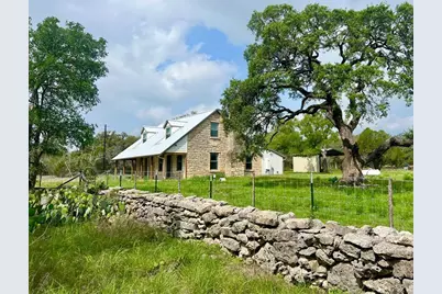1366 Narrows Rd #1, Blanco, TX 78606 - Photo 1