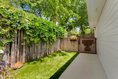 904 N Lincoln, Fredericksburg, TX 78624 - Photo 45
