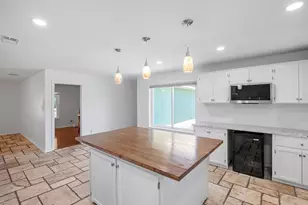 110 Live Oak Ln, Kerrville, TX 78028 - Photo 17