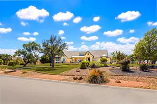 3704 E Club View Ct, Kerrville, TX 78028 - Photo 7