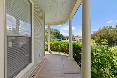 208 N Avenue G, Johnson City, TX 78636 - Photo 5