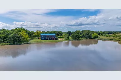 646 Victor Eckhardt Rd, Fredericksburg, TX 78624 - Photo 11