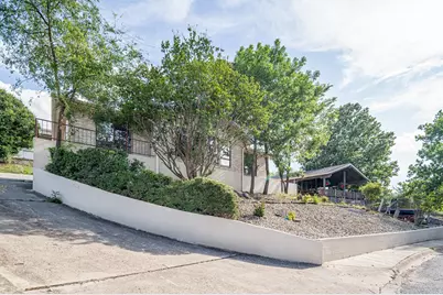1307 N Malibu Dr, Kerrville, TX 78028 - Photo 39