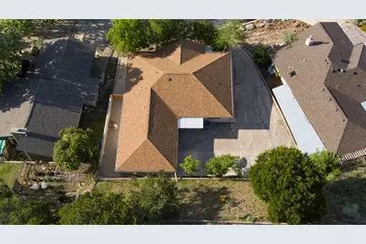 1307 N Malibu Dr, Kerrville, TX 78028 - Photo 43